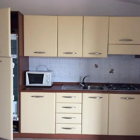 I Delfini Apartment Badesi